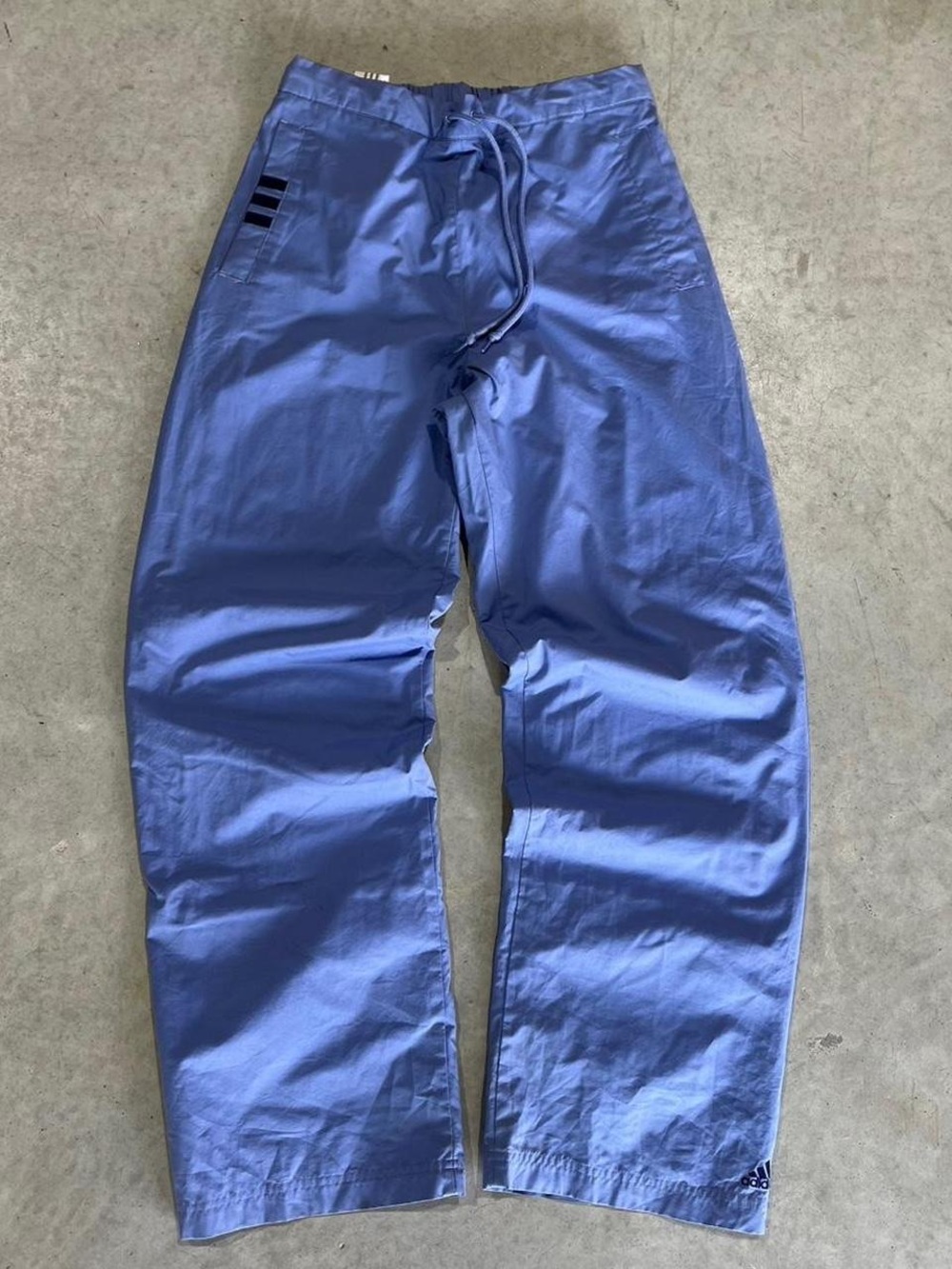 Vintage 2000s Adidas Relaxed Track Pants periwinkle / light blue.m baggy